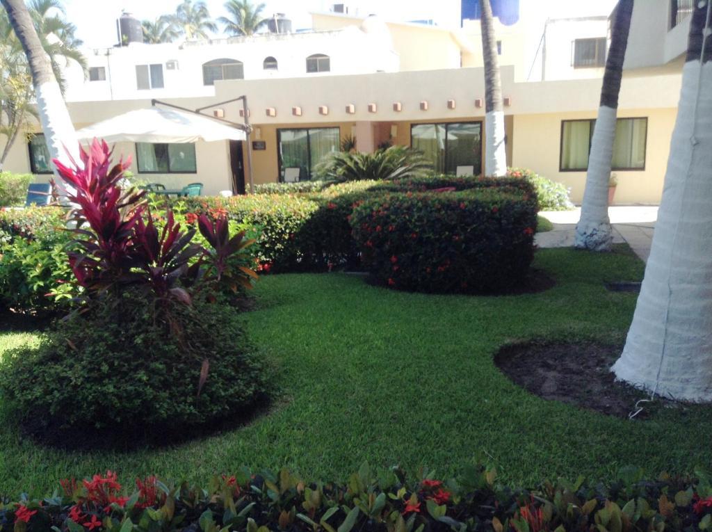 Coral Pacifico Hotel Y Villas 曼萨尼约 外观 照片